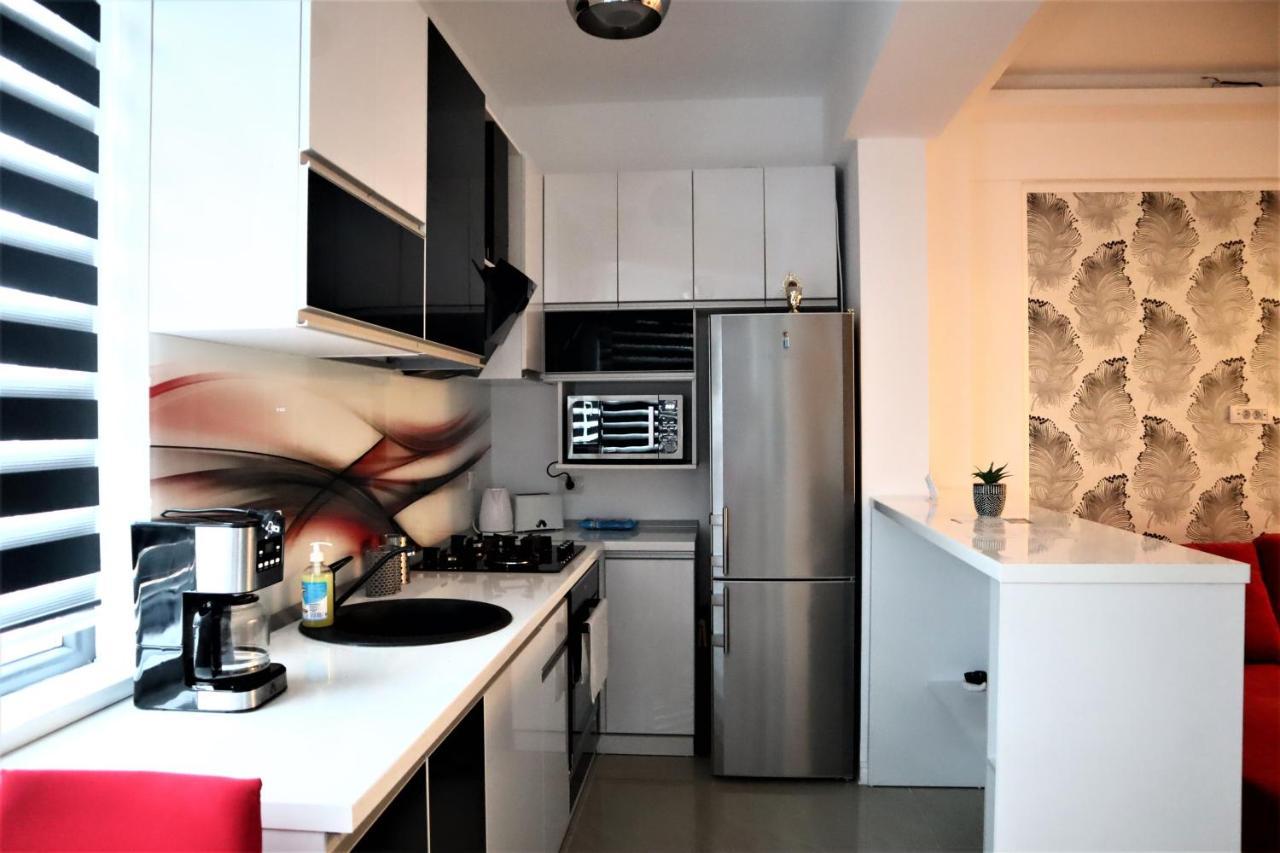 Thomas Luxury Apartment Năvodari Eksteriør billede