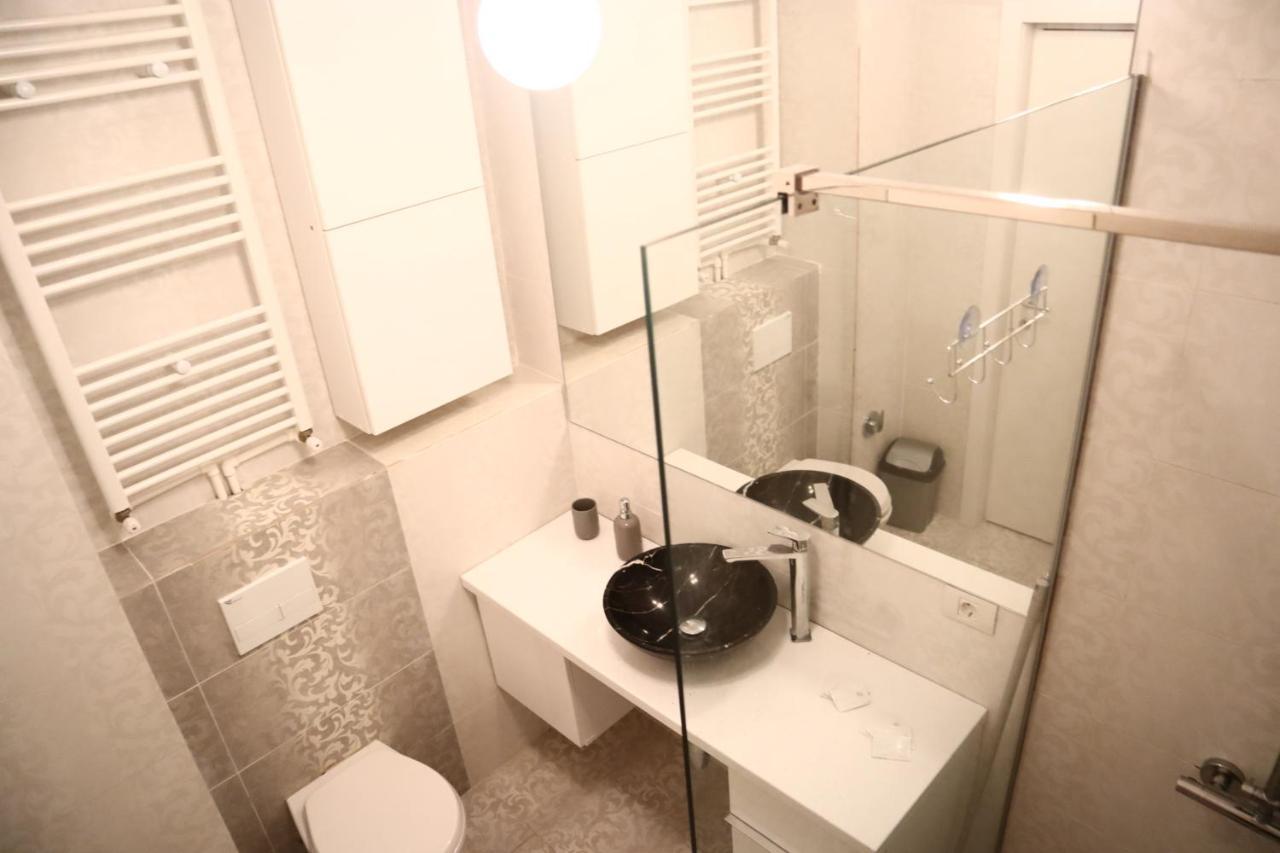 Thomas Luxury Apartment Năvodari Eksteriør billede
